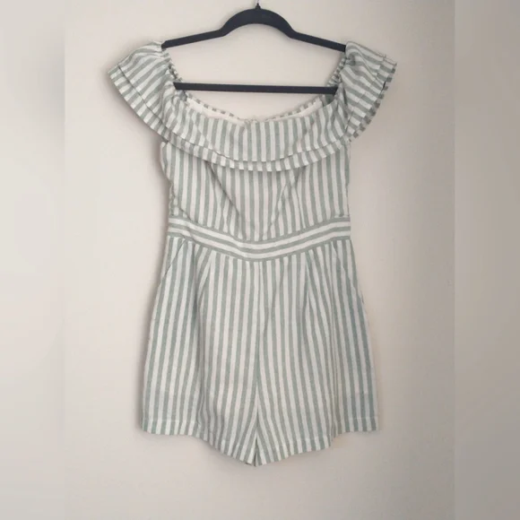 Lulu's green chambray striped ruffle romper S - Picture 1 of 10